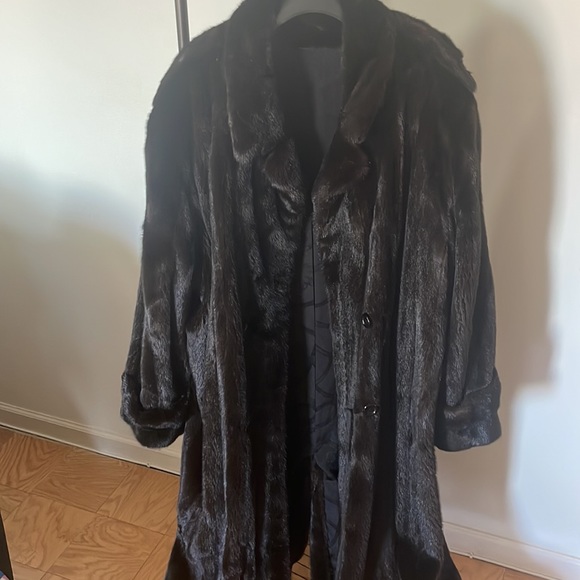 Mink Fur Coat - Picture 2 of 4
